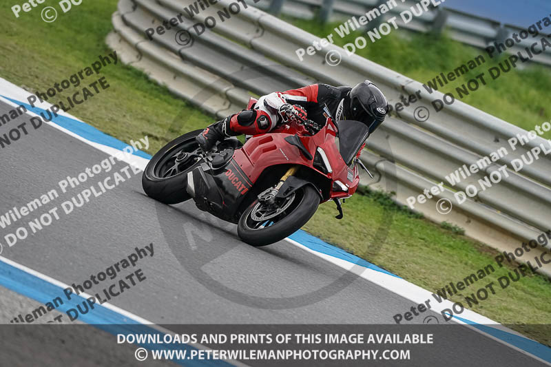estoril;event digital images;motorbikes;no limits;peter wileman photography;portugal;trackday;trackday digital images